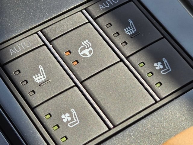 New 2026 Ultra White Lexus PREMIUM AWD image 11