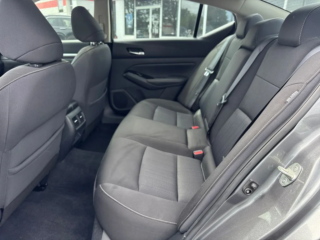 Used 2020 Gray Nissan 2.5 SV image 28