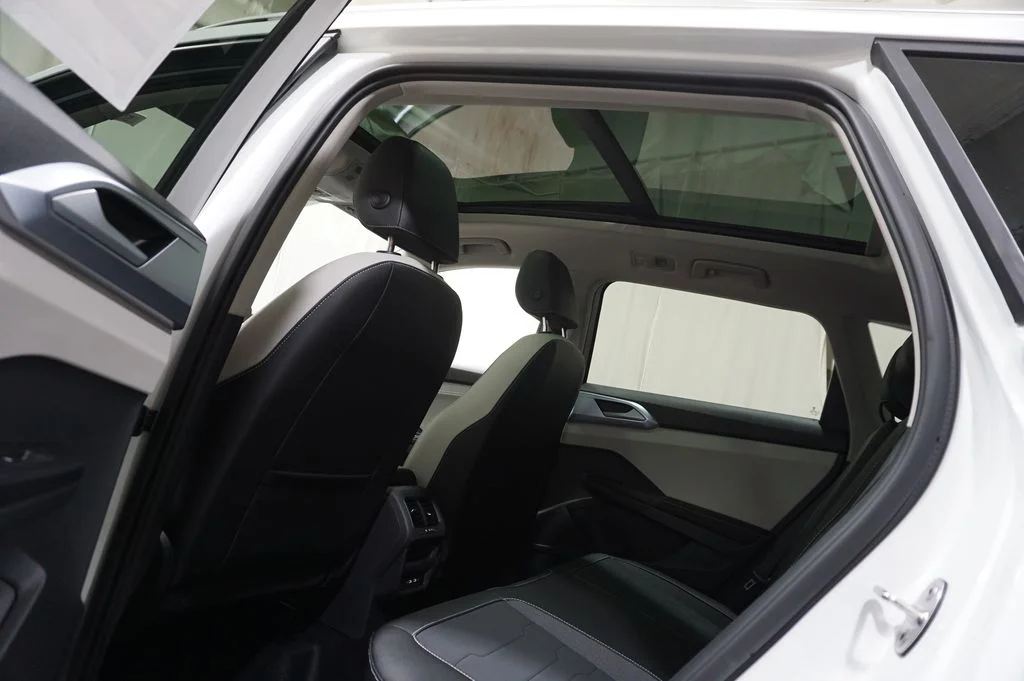 New 2026 White Volkswagen 1.5T SE image 23