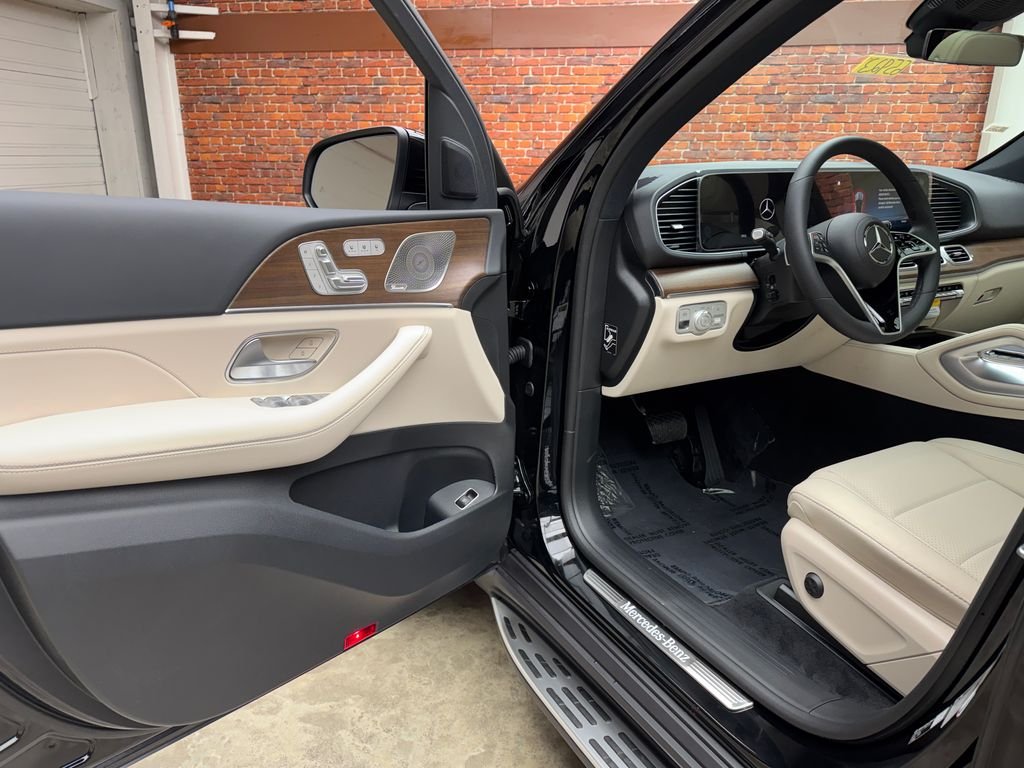 New 2026 Black Mercedes-Benz GLE 350 image 9
