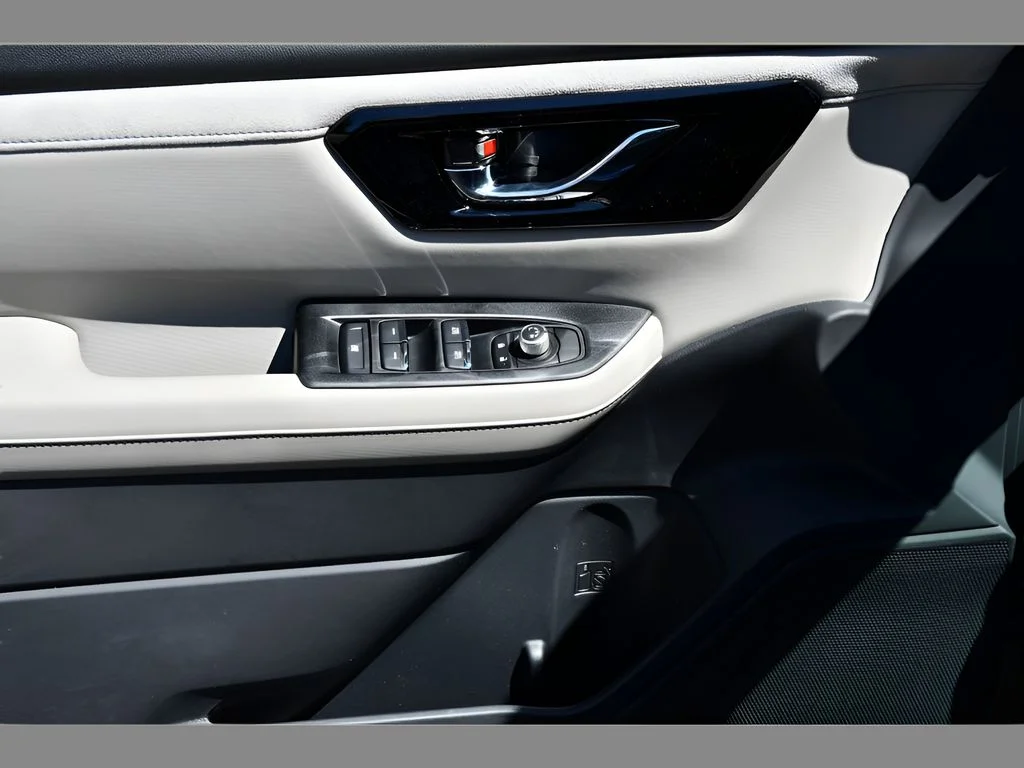 New 2026 DAYBREAK BLUE PEARL Subaru Limited image 26