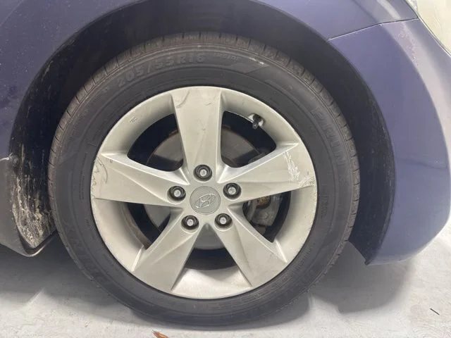 Used 2013 Blue Hyundai GLS image 4