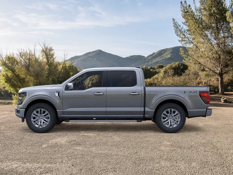 New 2026 Carbonized Gray Metallic Ford XLT image 26