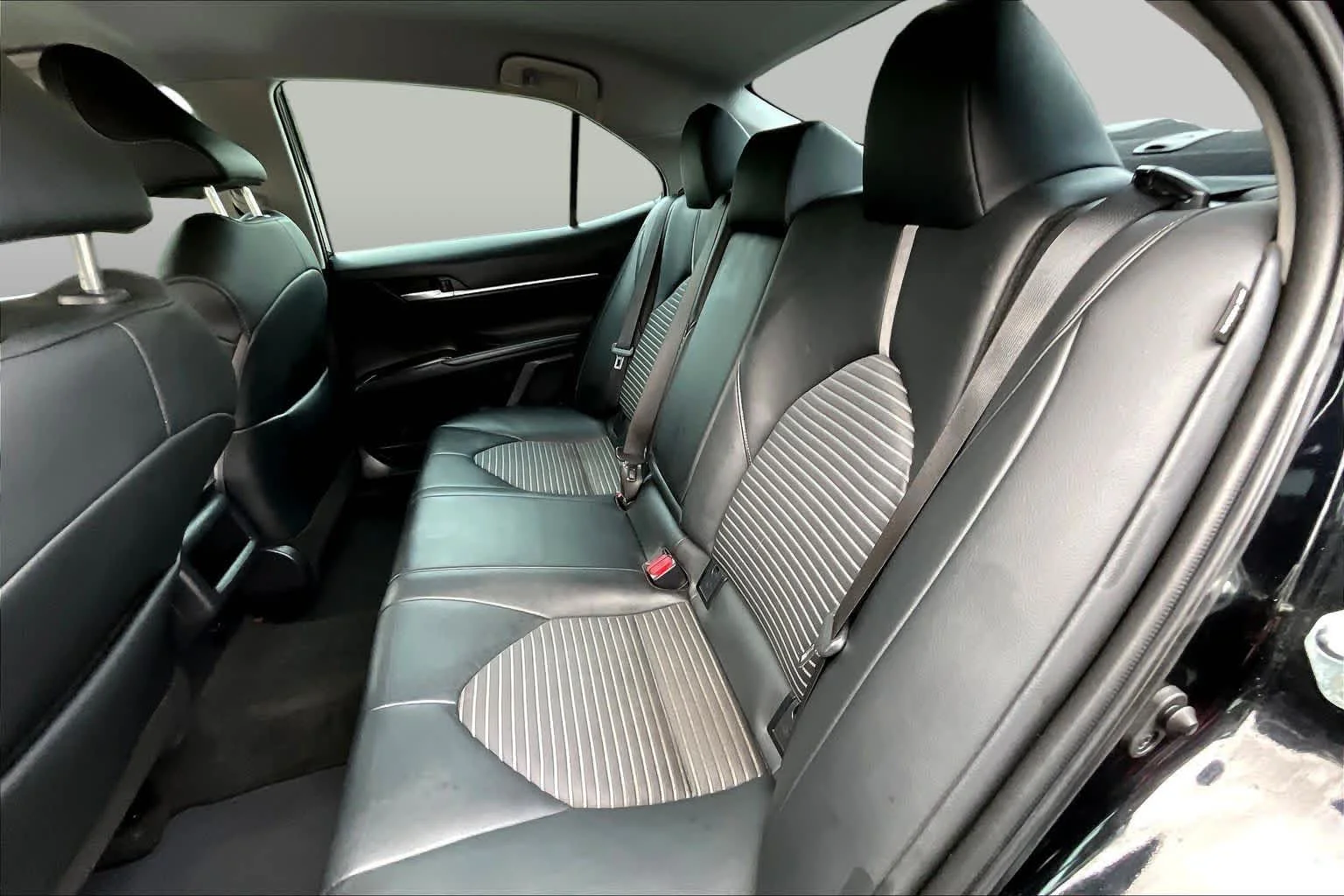 Used 2024 Midnight Black Metallic Toyota SE image 19