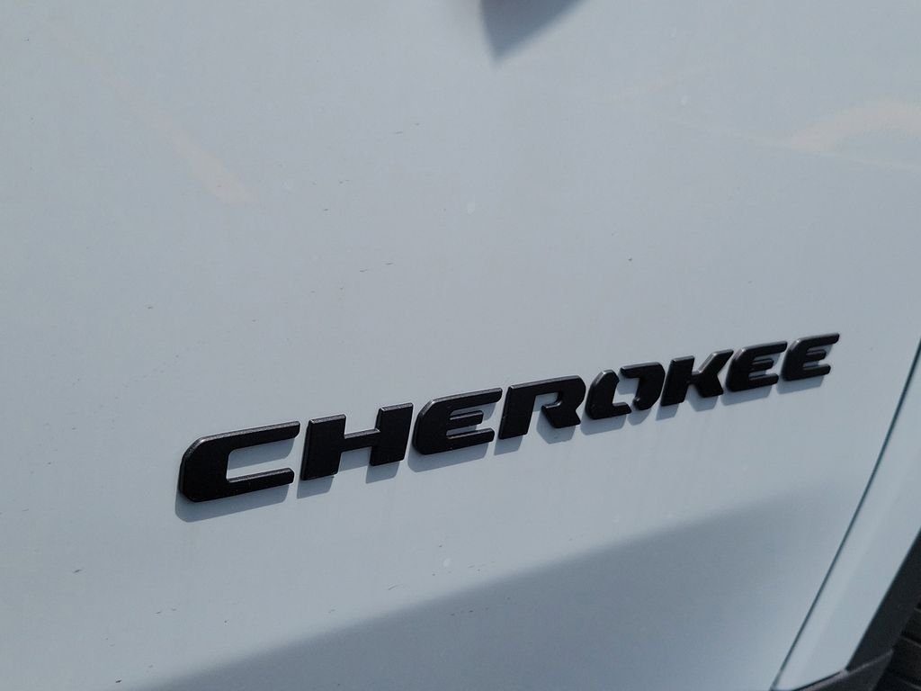 New 2026 Bright White Clearcoat Jeep Limited image 5