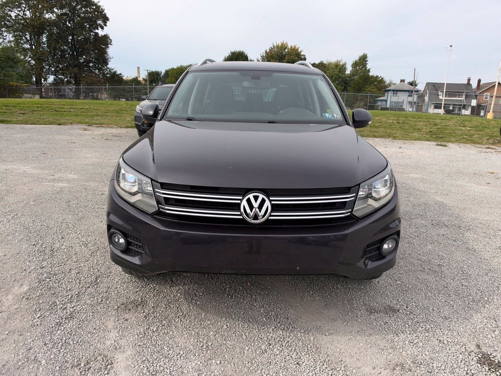 Used 2016 Volkswagen Tiguan SE with VIN WVGAV7AX1GW517403 for sale in Canton, OH