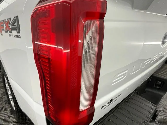 2023 Ford F-250 Super Duty XLT - Photo 23