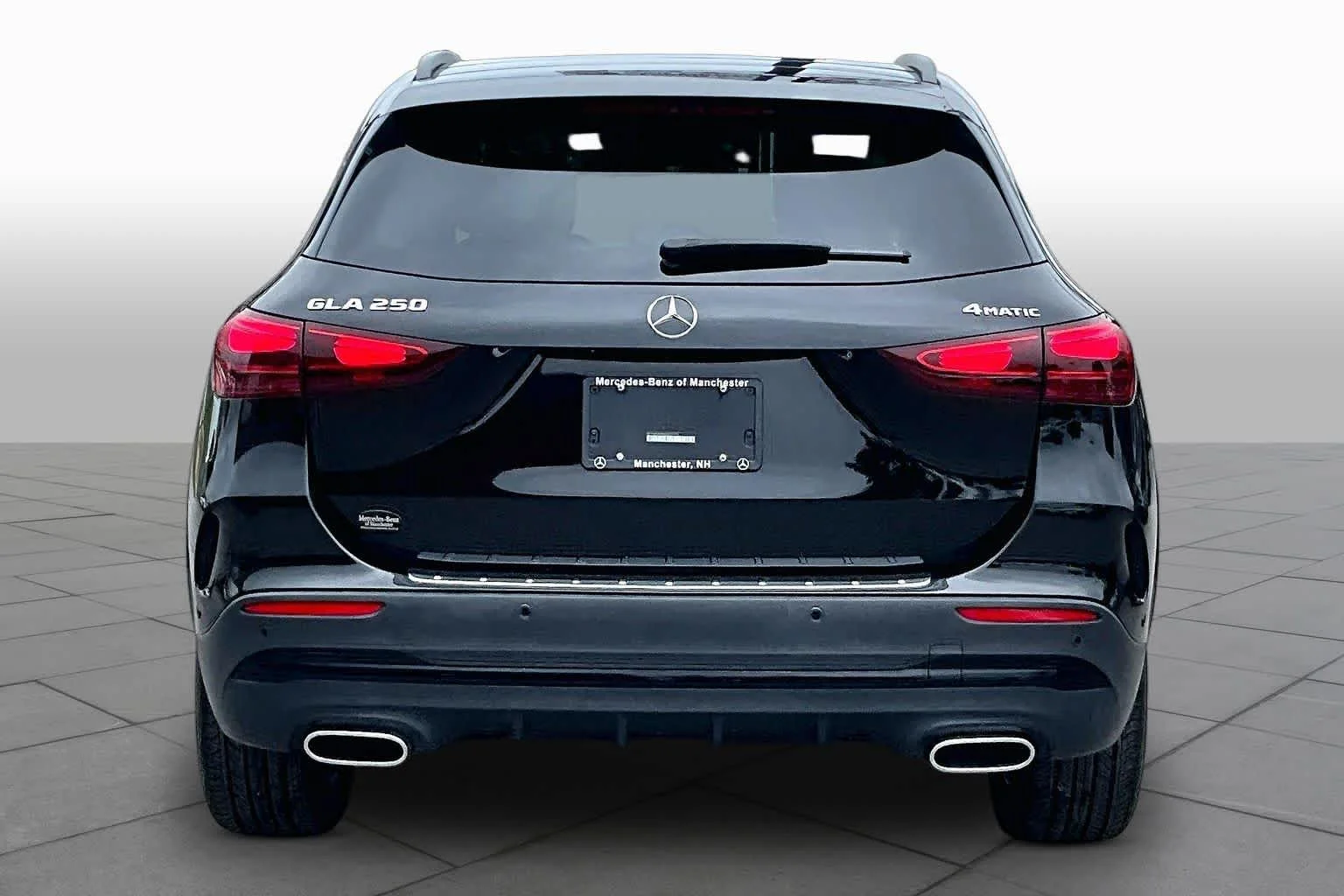 Certified Used 2024 Night Black Mercedes-Benz GLA 250 image 5