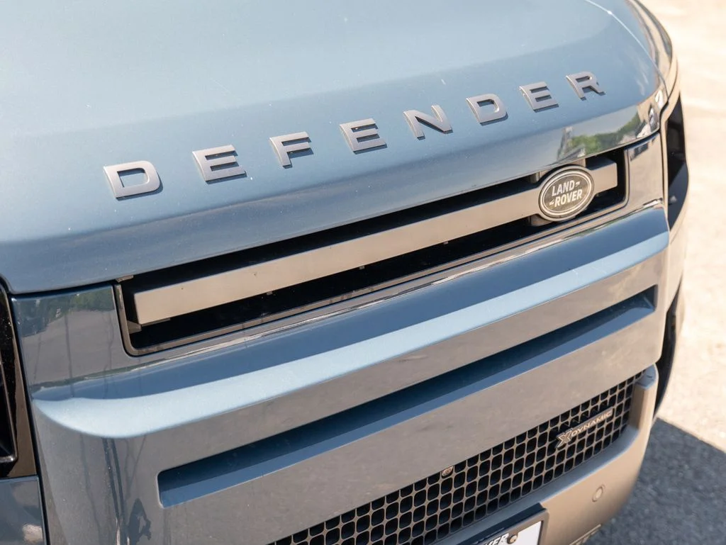 Certified Used 2023 Blue Land Rover X-Dynamic SE image 16