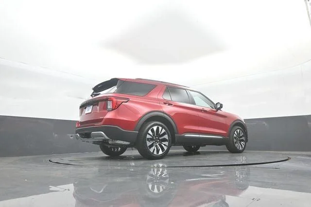 New 2026 Rapid Red Metallic Tinted Clearcoat Ford Platinum™ image 42
