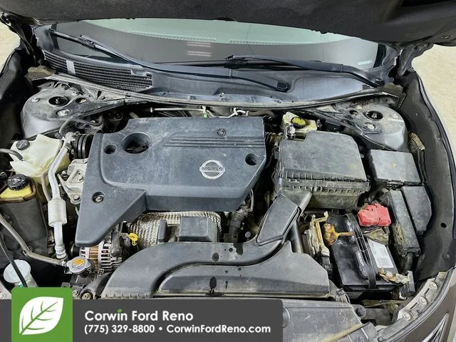 Used 2015 Java Metallic Nissan 2.5 S image 28