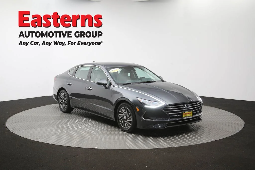 Used 2023 Gray Hyundai SEL image 51