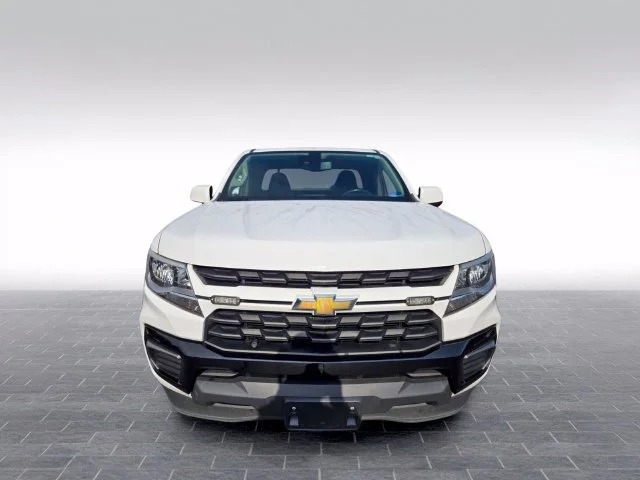 Used 2022 Summit White Chevrolet LT image 2