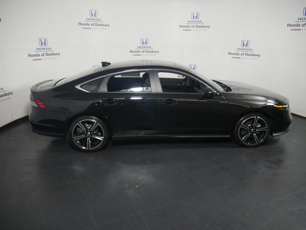 New 2026 Crystal Black Pearl Honda Sport Hybrid image 3