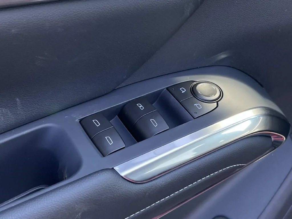 2027 Chevrolet Traverse LT - Photo 13