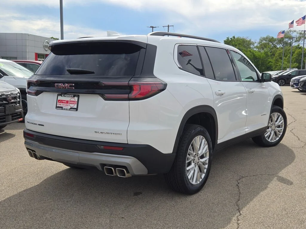 Used 2026 White GMC Elevation image 12