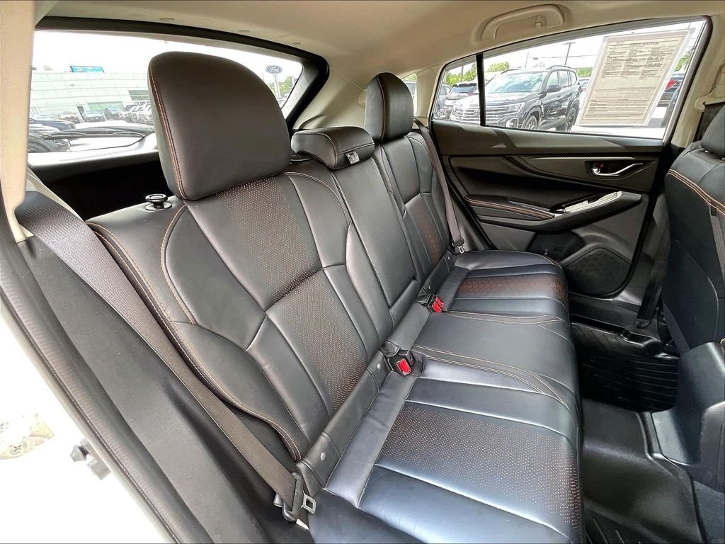 Used 2023 Crystal White Pearl Subaru Limited image 15