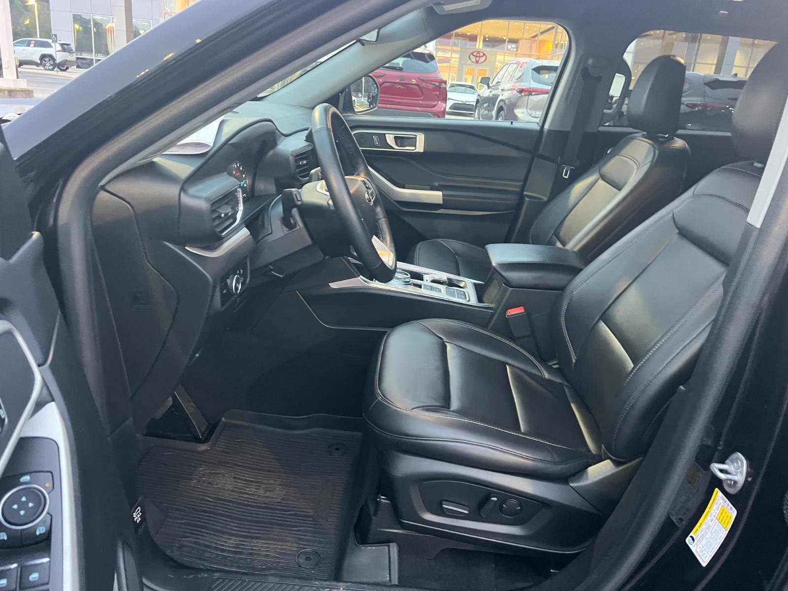 Used 2023 Agate Black Ford XLT image 10