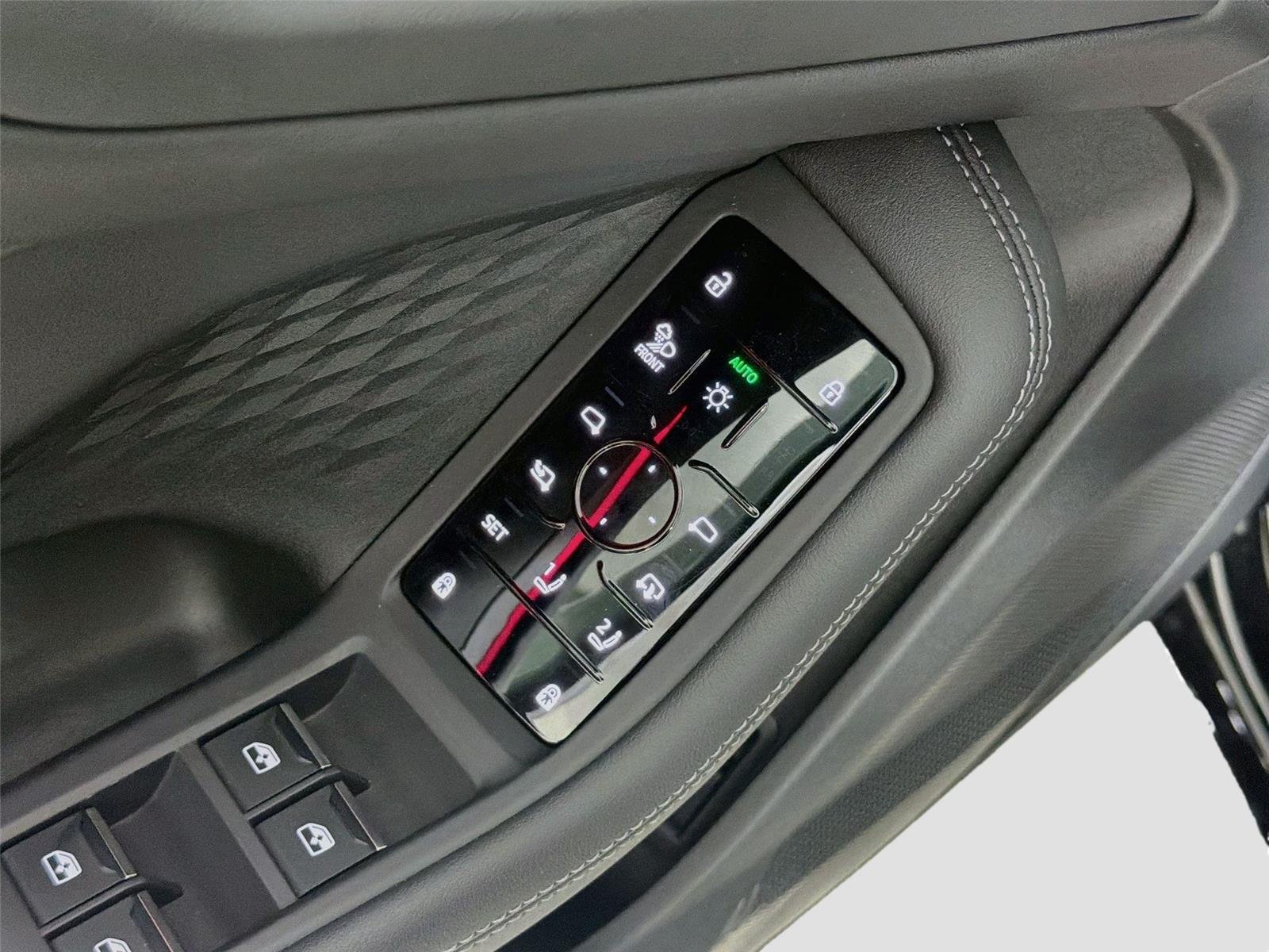 Used 2025 Black Audi Premium Plus image 17