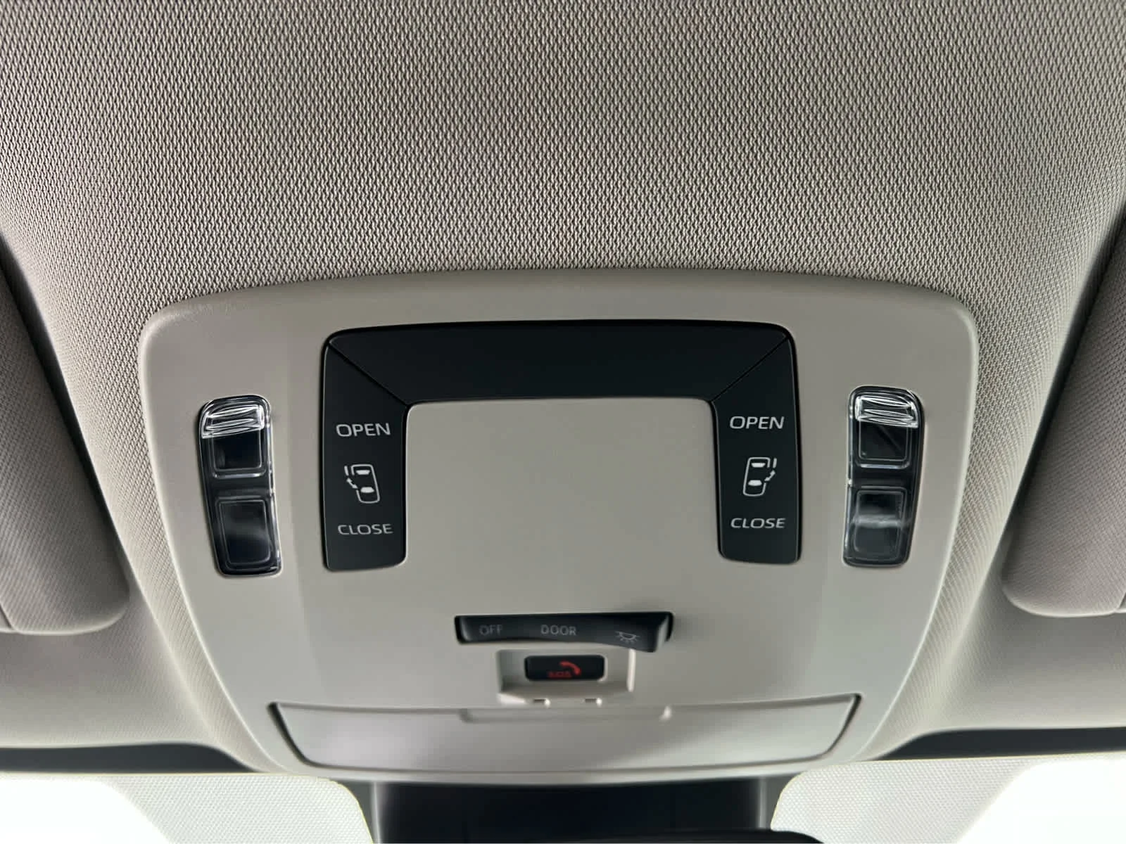 Used 2025 Ice Cap Toyota LE image 25