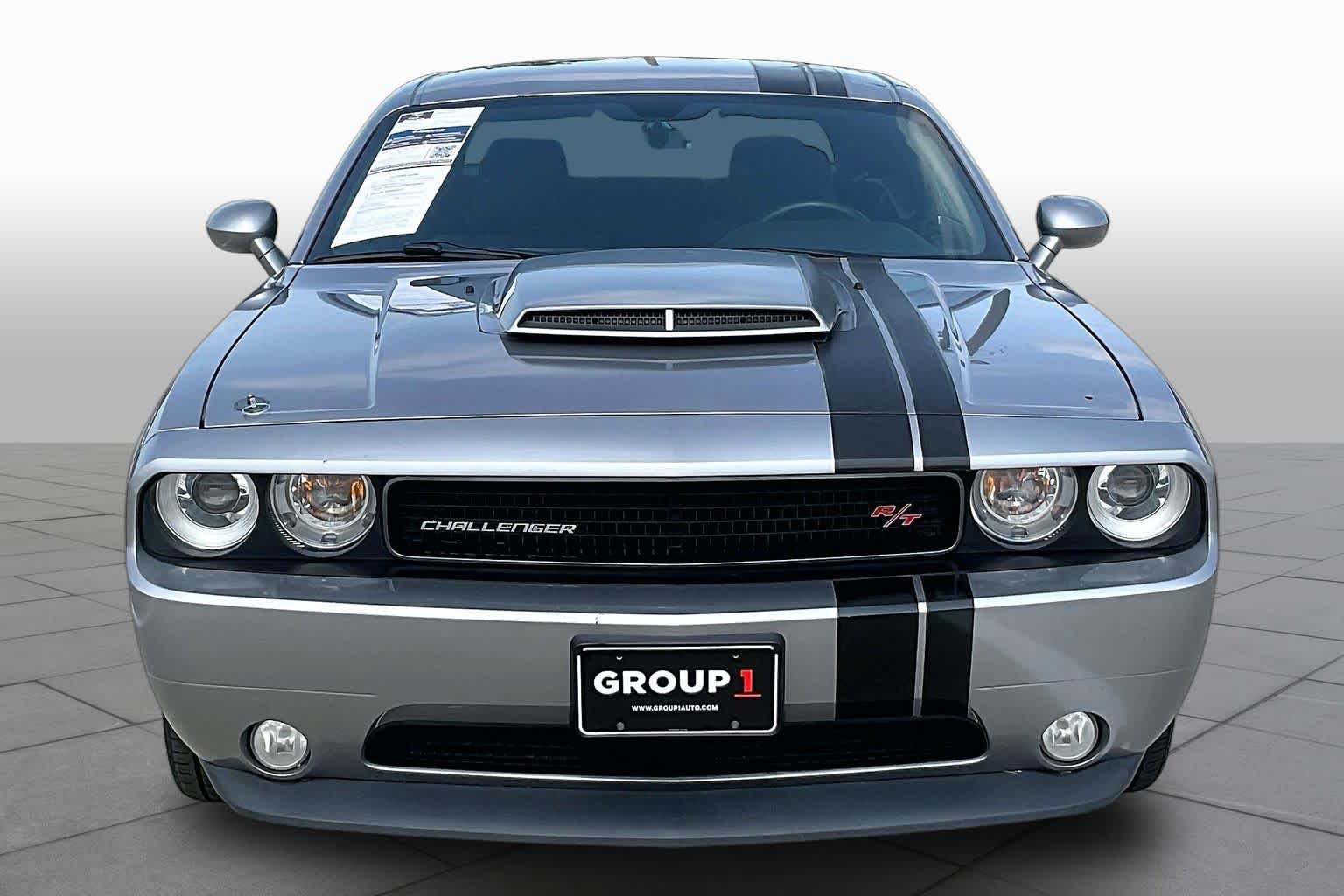 Used 2014 Billet Silver Metallic Clearcoat Dodge R/T image 4