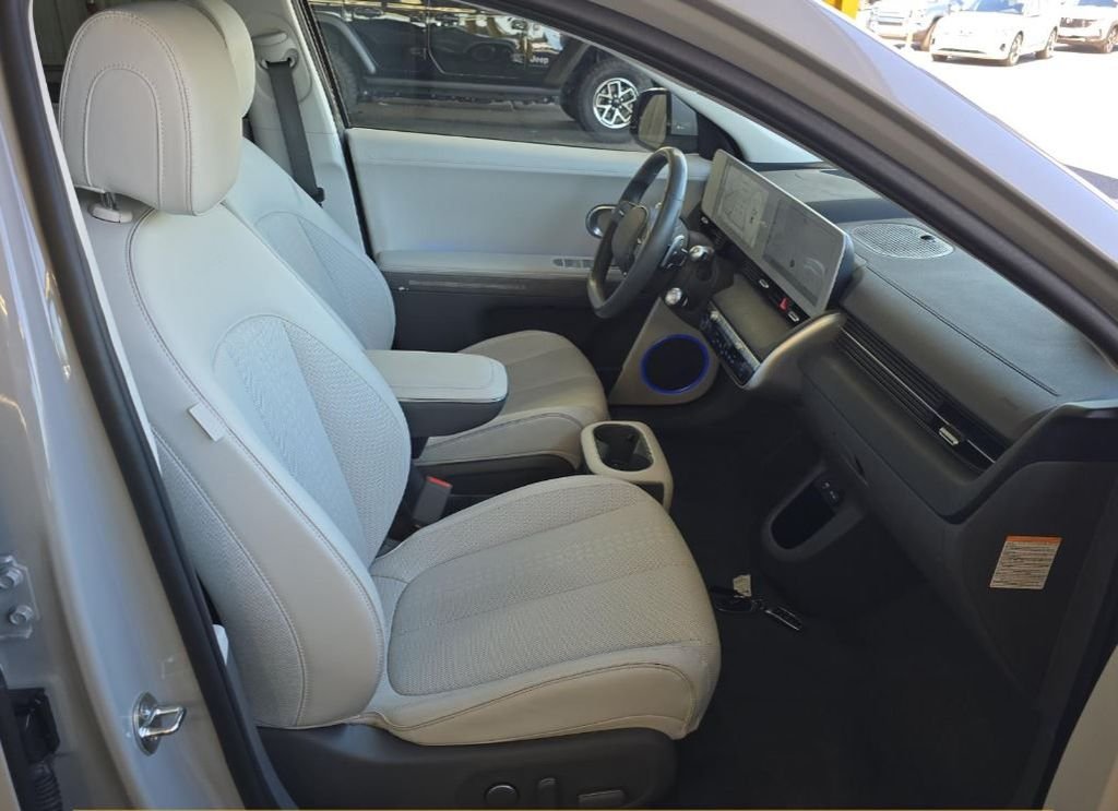 Used 2024 Gray Hyundai Limited image 8