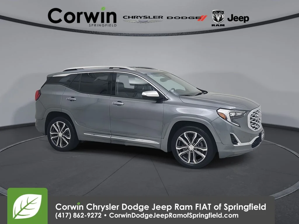 2020 GMC Terrain Denali FWD's photo