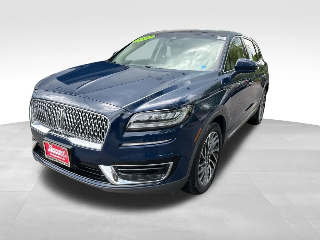Used 2020 Blue Lincoln Reserve image 12