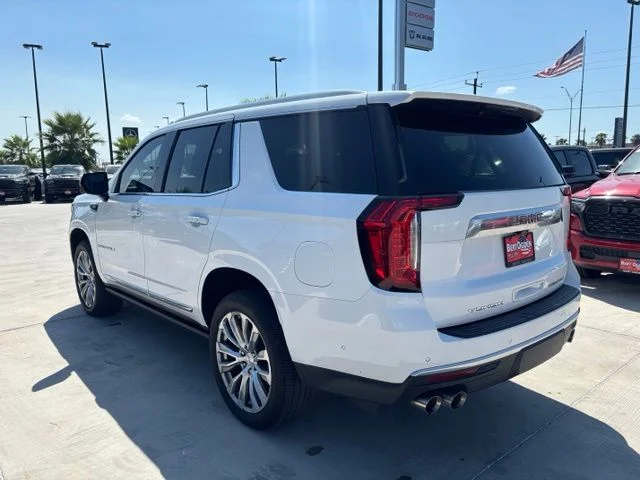 Used 2023 White GMC Denali image 4