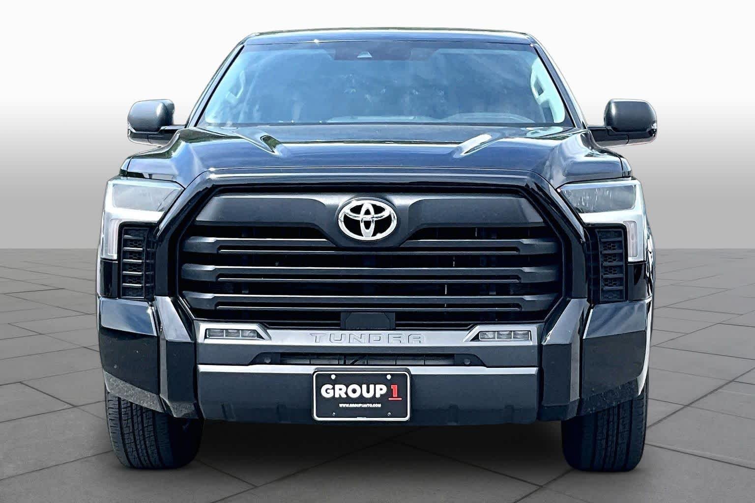 Used 2022 Midnight Black Metallic Toyota SR5 image 4
