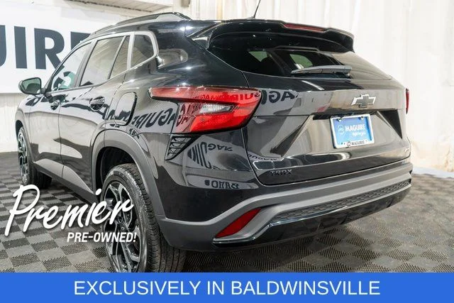 Used 2024 Black Chevrolet 2RS image 7