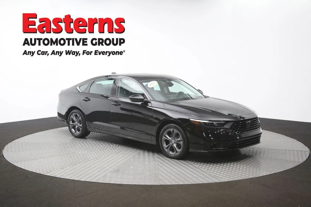 Used 2024 Black Honda EX-L image 50