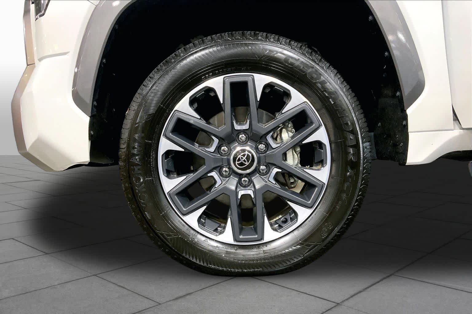 Used 2024 Wind Chill Pearl Toyota Limited image 11