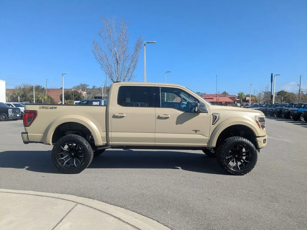 New 2026 Agate Black Metallic Ford XLT image 3