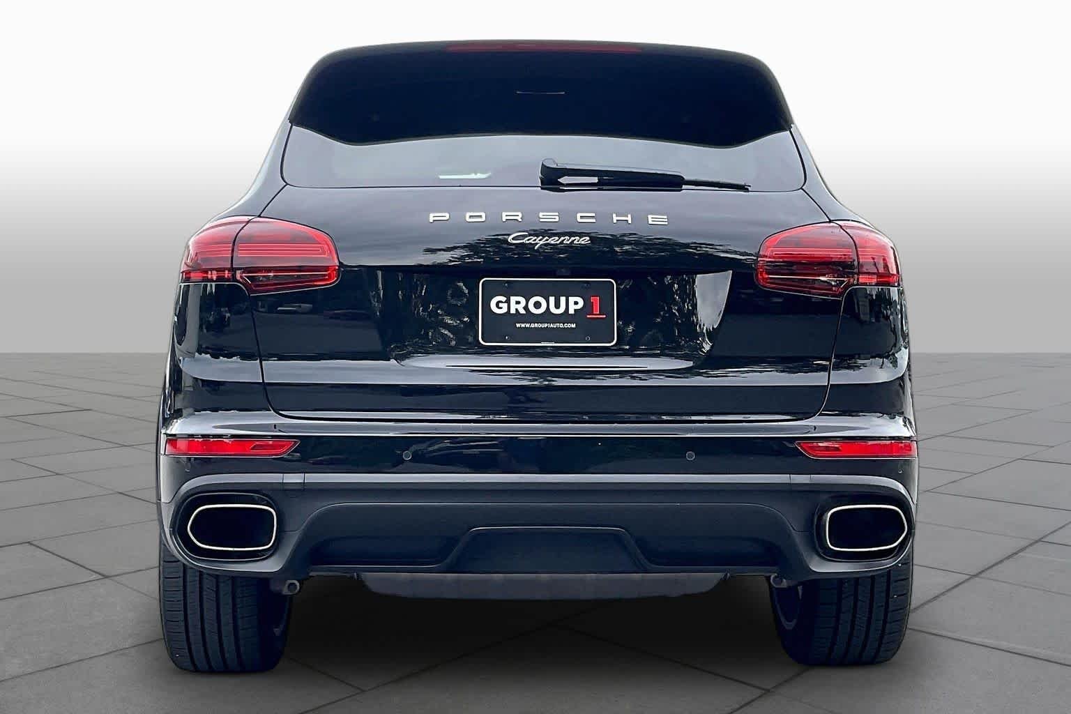 Used 2018 Black Porsche  image 4