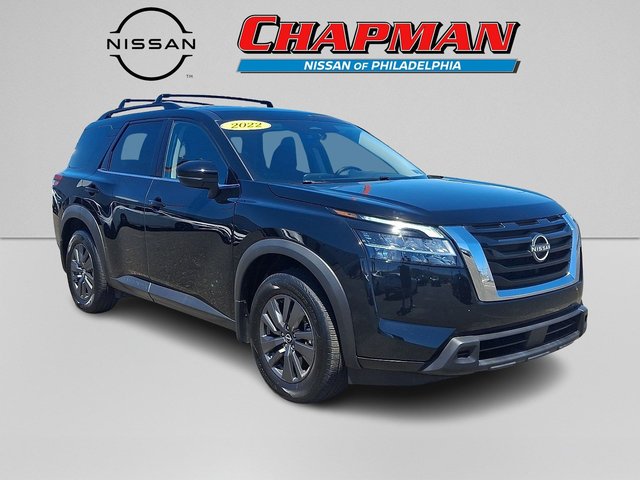 2022 Nissan Pathfinder SV
