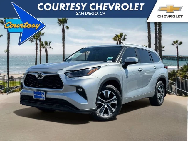 2023 Toyota Highlander L