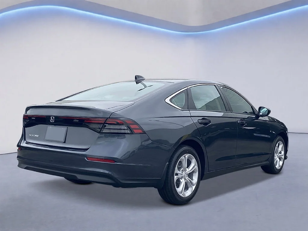 New 2026 Meteorite Gray Metallic Honda LX image 4