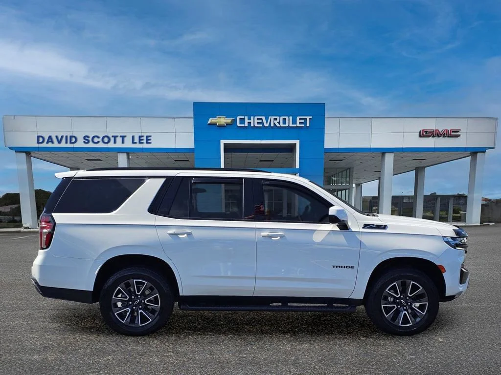 Used 2023 Summit White Chevrolet Z71 image 7