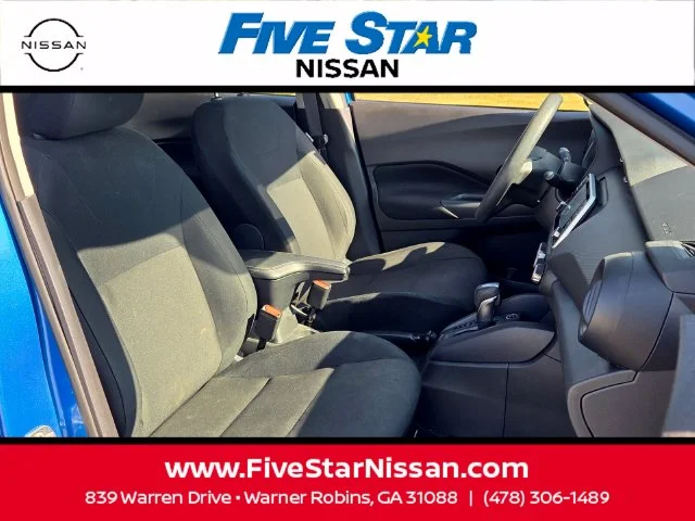Used 2024 Blue Nissan S image 16