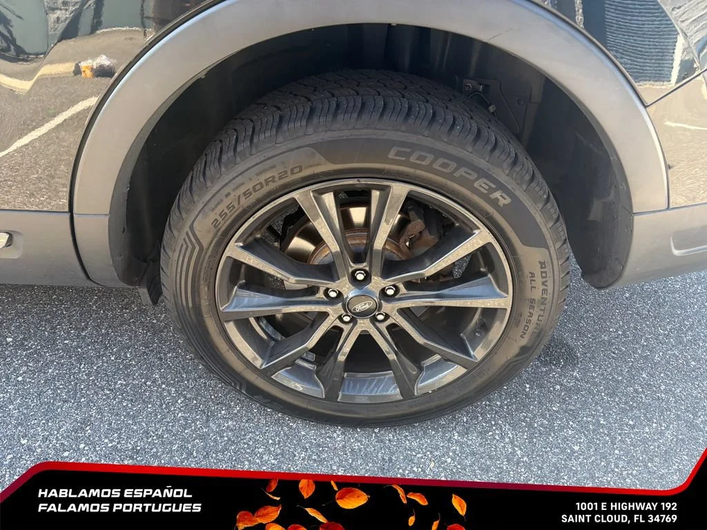 Used 2018 Black Ford XLT image 11