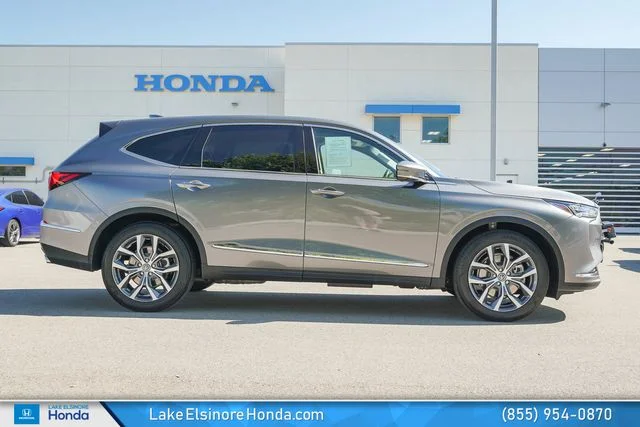 Used 2024 Liquid Carbon Metallic Acura Technology image 6