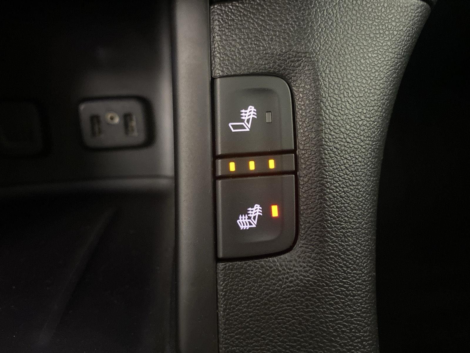 Used 2019 Smokey Quartz Metallic GMC SLT image 22