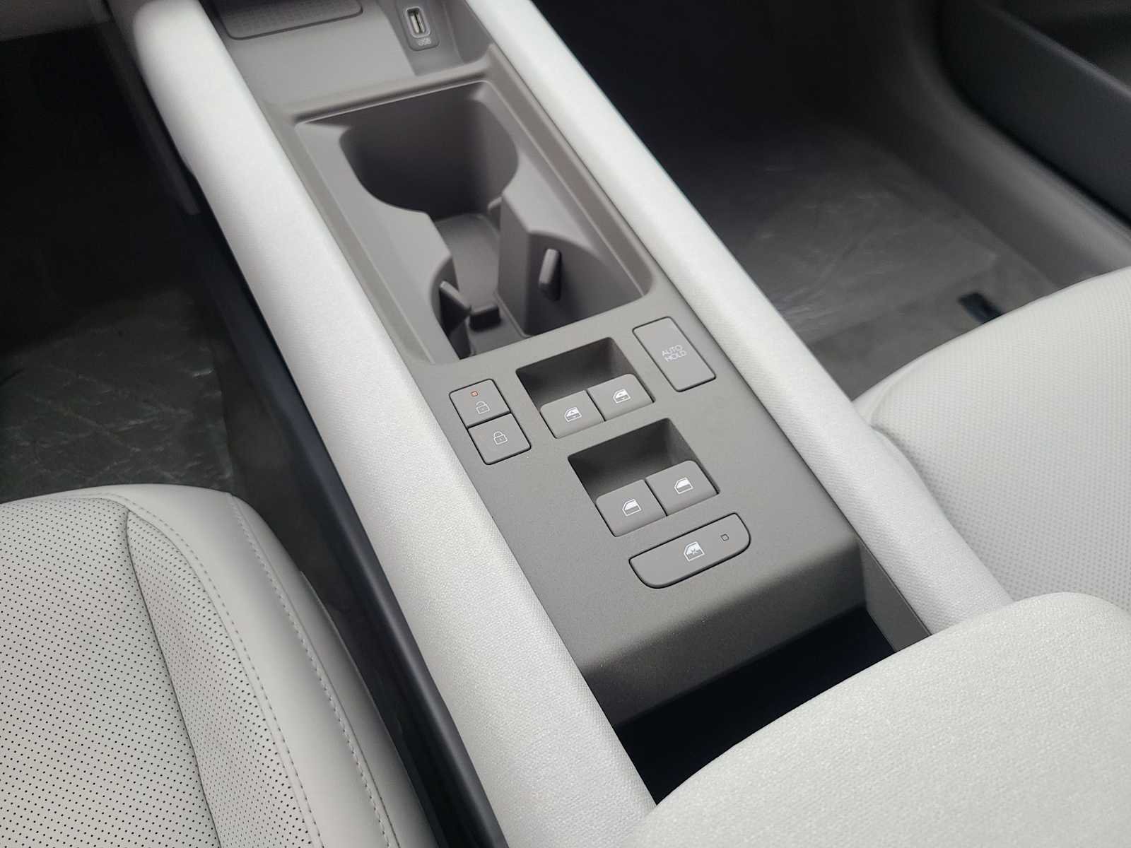 Certified Used 2023 Onyx Black Hyundai SEL image 25