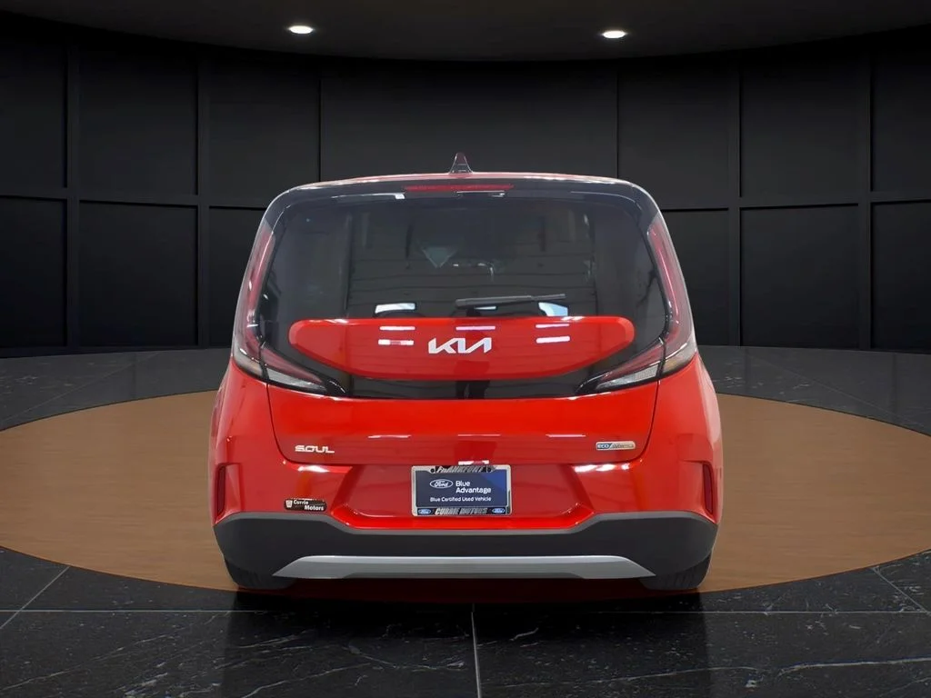 Used 2025 Red Kia EX image 5