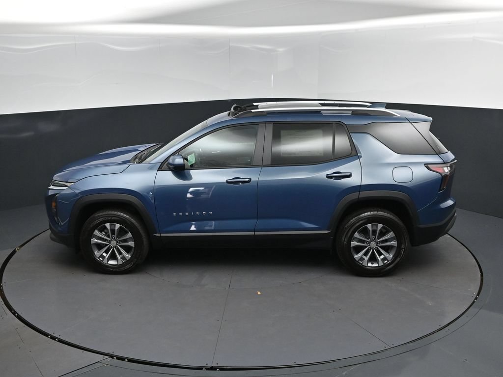 2027 Chevrolet Equinox LT - Photo 32