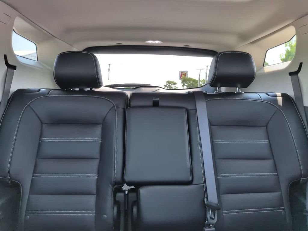 Used 2022 Black GMC Denali image 26