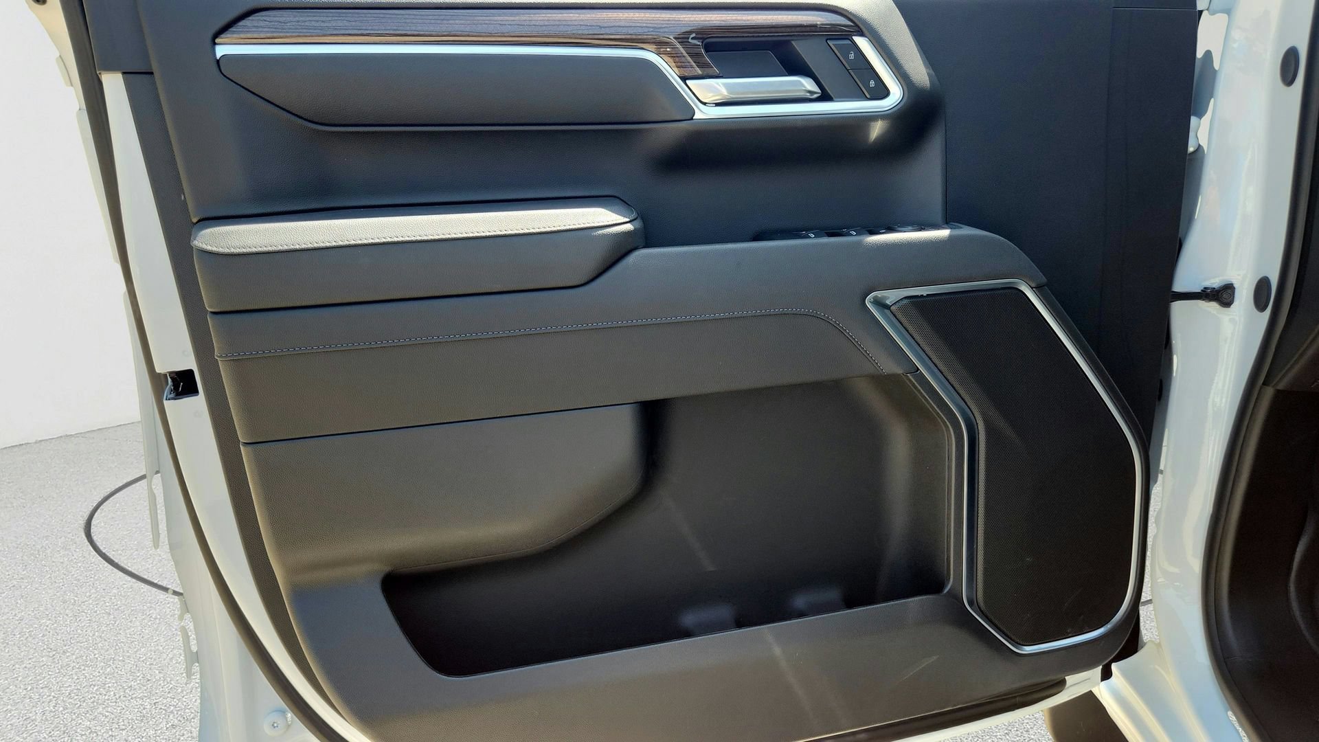 2026 Chevrolet Silverado 1500 RST - Photo 23