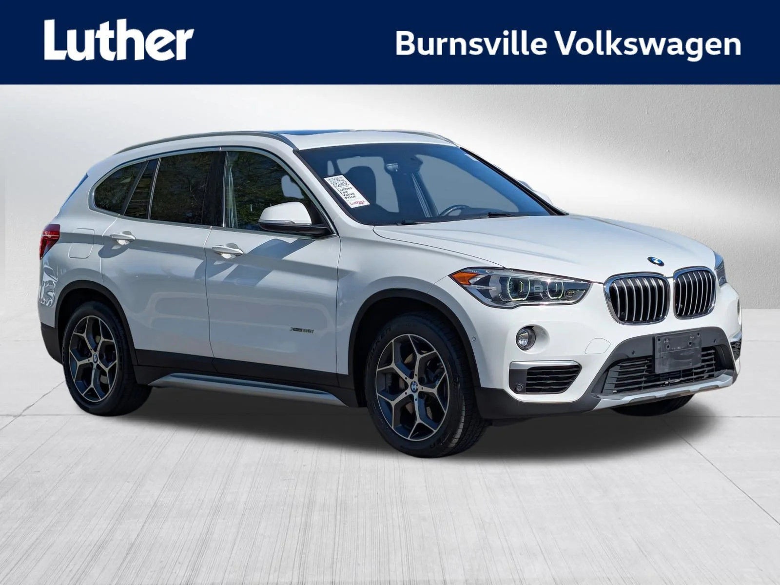 2017 BMW X1 xDrive28i's photo