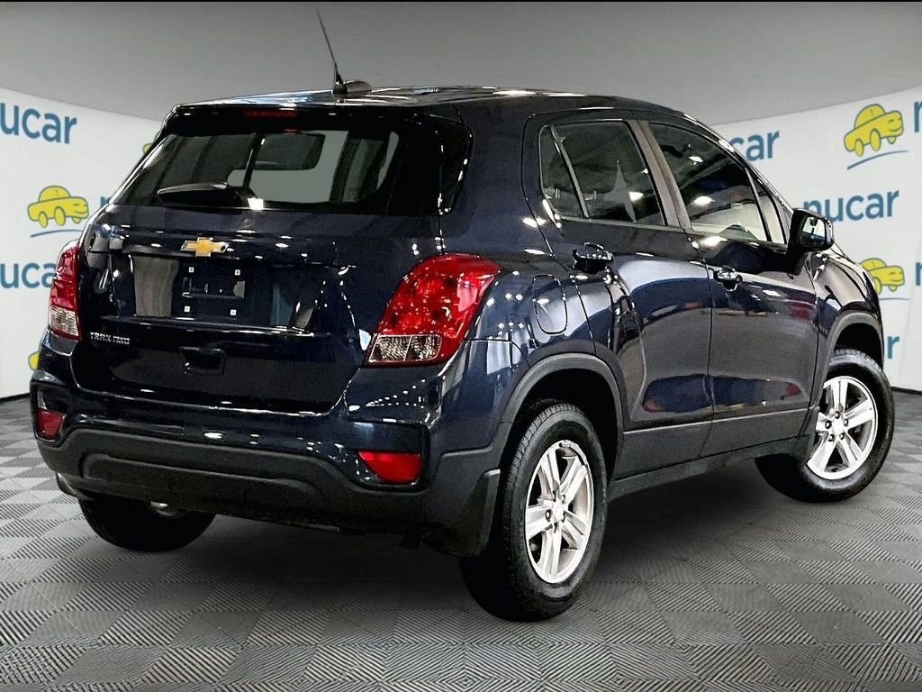 Used 2019 Blue Chevrolet LS image 6